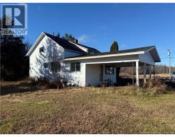 Bedroom - 6276 Route 10, Upper Salmon Creek, NB E4A1C5 Photo 2