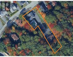 12 Fernhill Drive, Dartmouth, NS B3A4K2 Photo 2