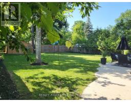 1315 Crossfield Bend, Image 3