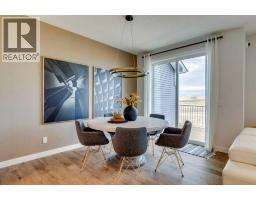 Kitchen - 12 Aster Link, Okotoks, AB T1S5Y1 Photo 3