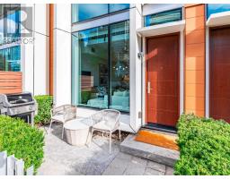 Th 132 39 Queens Quay E, Image 3