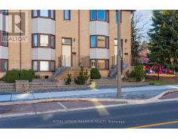 Living room - 1 217 Woodbridge Avenue, Vaughan, ON L4L2T1 Photo 3