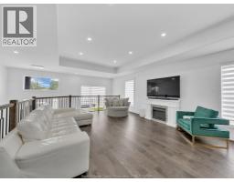 Family room/Fireplace - 2927 Clemenceau Boulevard, Windsor, ON N8T2R2 Photo 5