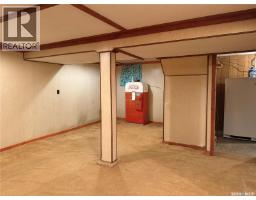 Bedroom - 1178 Chestnut Avenue, Moose Jaw, SK S6H1B1 Photo 3