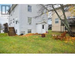 318 Townsend Street, Sydney, NS B1P5G2 Photo 5