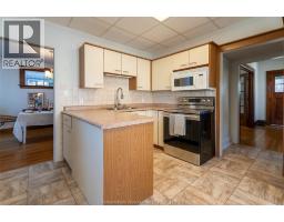 Laundry room - 19 Victoria Avenue, Chatham, ON N7L2Z7 Photo 3