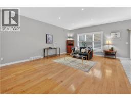 4pc Bathroom - 3356 Laurie Avenue, Vineland Station, ON L0R2E0 Photo 3