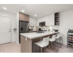 214 14022 North Bluff Road, White Rock, BC V4B3C3 Photo 4