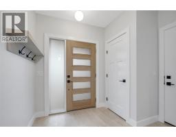 Bedroom - 1839 Grey Owl Court, Kelowna, BC V1V0C6 Photo 4