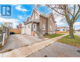 Laundry room - 299 Park Avenue, Brantford, ON N3S5L2 Photo 3