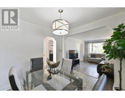 90 Meighen Avenue, Image 2