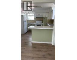 Dining room - 13 2 Avenue E, Marshall, SK S0M1R0 Photo 2