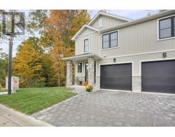 Bathroom - 1 279 Hill Street, Central Elgin, ON N5L0C4 Photo 2