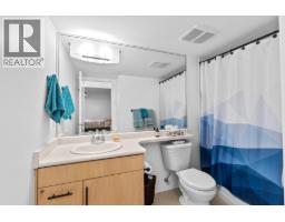 Primary Bedroom - 555 Yates Road Unit 115, Kelowna, BC V1V2V2 Photo 4