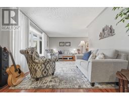 Kitchen - 15 Tamarack Street, Deep River, ON K0J1P0 Photo 4