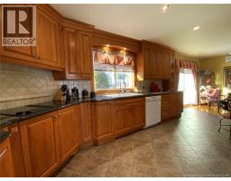 Recreation room - 75 Leblond Street, Edmundston, NB E3V4K9 Photo 5