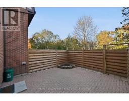 Kitchen - 60 3029 Glencrest Road, Burlington, ON L7N3K1 Photo 5