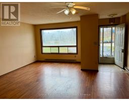 Kitchen - 1030 Yonge Street S, Brockton, ON N0G2V0 Photo 3