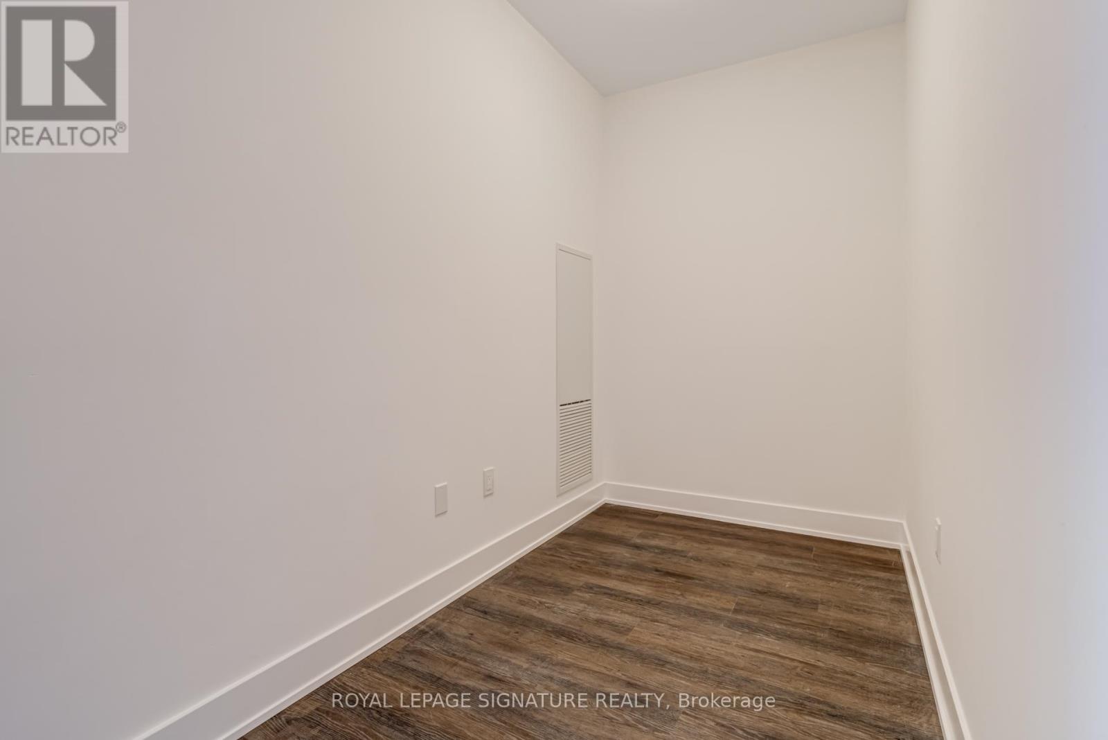 1105 2 Teagarden Court