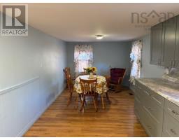 Bath (# pieces 1-6) - 36 Gilmore Road, Pleasant River, NS B0T1X0 Photo 5