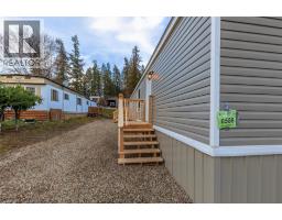 4pc Ensuite bath - 6588 97 A Highway Unit 51, Enderby, BC V0E1V3 Photo 2
