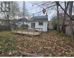 Bathroom - 19 Cedar Street, Belleville, ON K8P3L8 Photo 4