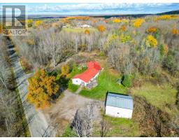 Bedroom 4 - 3021 Pinegrove Road, Springwater, ON L0M1T2 Photo 3