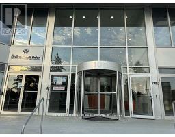 329 105 Gordon Baker Road, Image 2