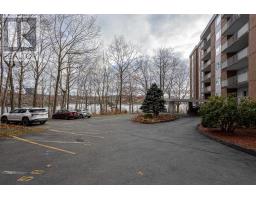 Living room - 107 26 Brookdale Crescent, Dartmouth, NS B3A2R5 Photo 3