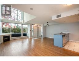 Th 6 168 E Esplanade Avenue, North Vancouver, BC V7L4X8 Photo 3