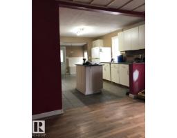 Bedroom 2 - 5231 46 St, Camrose, AB T4V1H4 Photo 5