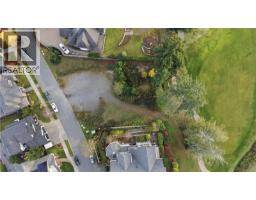 Lot A 2018 Troon Crt, Langford, BC V9B6R6 Photo 2