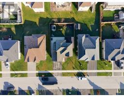 Dining room - 1058 Meadowood Street, Fort Erie, ON L2A0B9 Photo 3