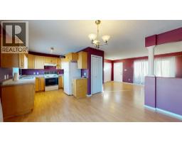 3pc Bathroom - 6028 52 Avenue, Stettler, AB T4K1K7 Photo 4