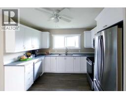 Dining room - 5309 Valley Road Street, Robb, AB T0E1X0 Photo 2