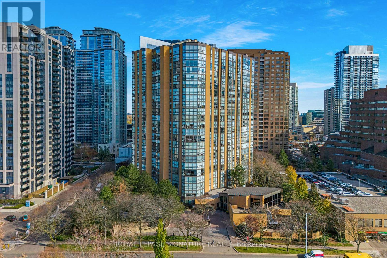 2110 131 Beecroft Road