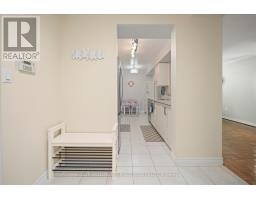 Kitchen - 308 88 Grandview Way, Toronto, ON M2N6V6 Photo 4