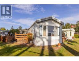 Bathroom - 29 7871 West Coast Rd, Sooke, BC V9Z0R6 Photo 4
