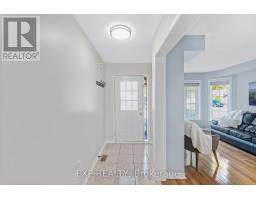 Bedroom - 168 Wainscot Avenue, Newmarket, ON L3X2X4 Photo 3