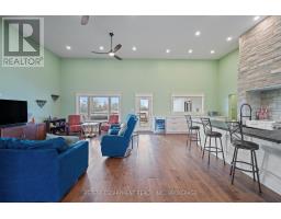 Kitchen - 3809 Netherby Road, Fort Erie, ON L0S1S0 Photo 2