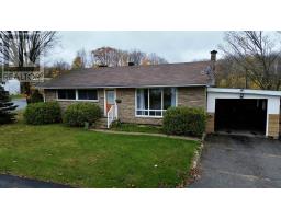 Dining room - 1 Balsam Pl, Elliot Lake, ON P5A2H4 Photo 2