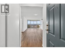 Full bathroom - 5090 Pinedale Avenue Unit 1007, Burlington, ON L7L5V8 Photo 5