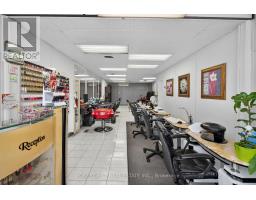655 St Clair Avenue W, Image 3
