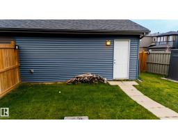 Primary Bedroom - 1150 Rosenthal Bv Nw, Edmonton, AB T5T7L3 Photo 4