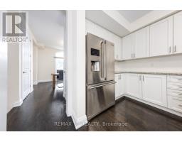 Primary Bedroom - 33 Duncombe Lane, Richmond Hill, ON L4C1C2 Photo 5