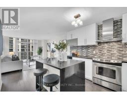 1011 1 Michael Power Place, Image 2