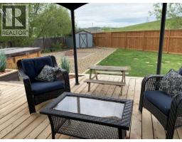 2pc Bathroom - 8210 104 Avenue, Peace River, AB T8S1X9 Photo 4