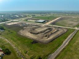 251 Kapelus Drive, West St Paul, MB R4A5A4 Photo 4