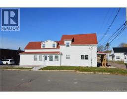33 Comeau Street, Shediac, NB E4P1N7 Photo 3