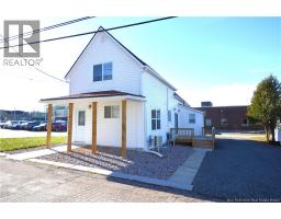 33 Comeau Street, Shediac, NB E4P1N7 Photo 2